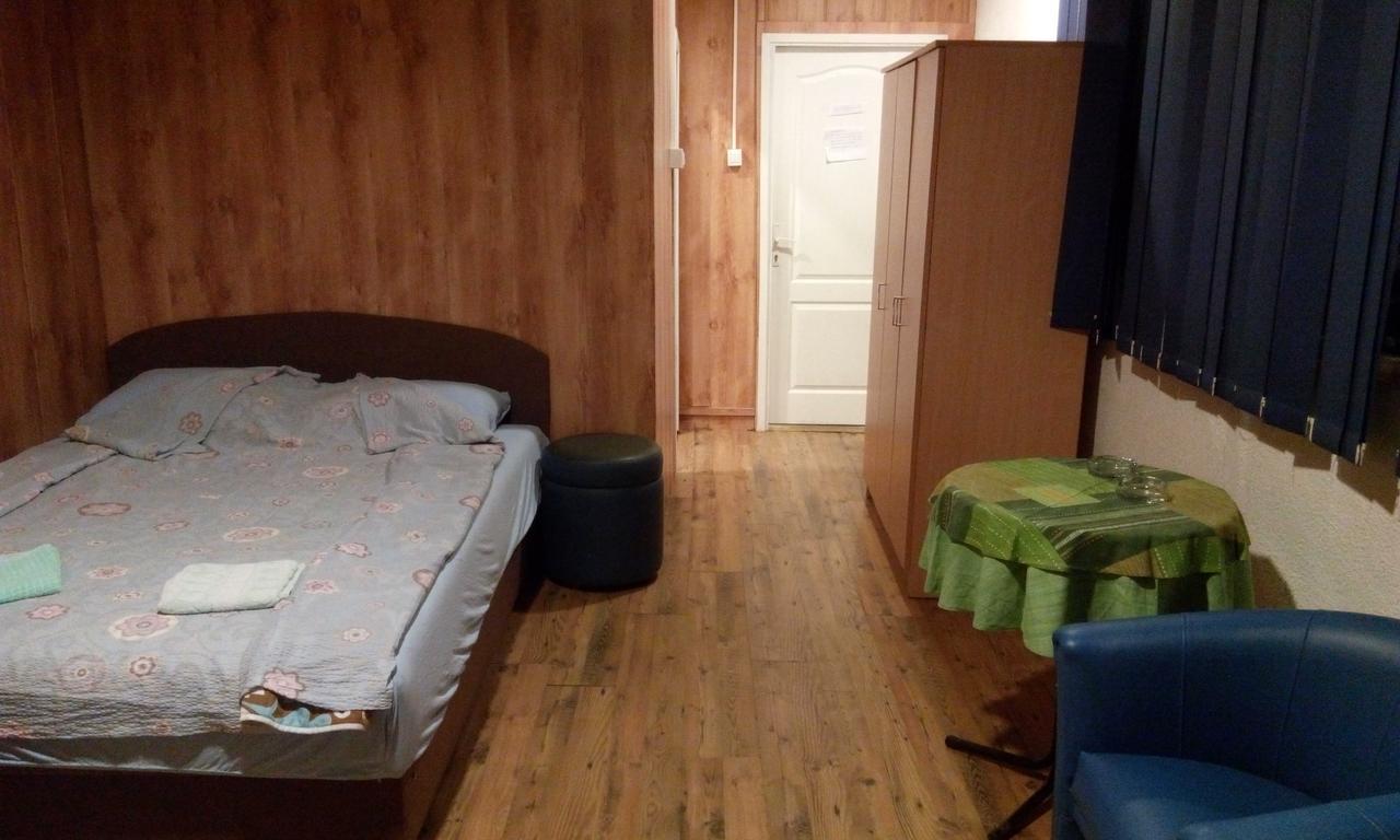 Splav Guest Hause Gusar Hotell Beograd Eksteriør bilde