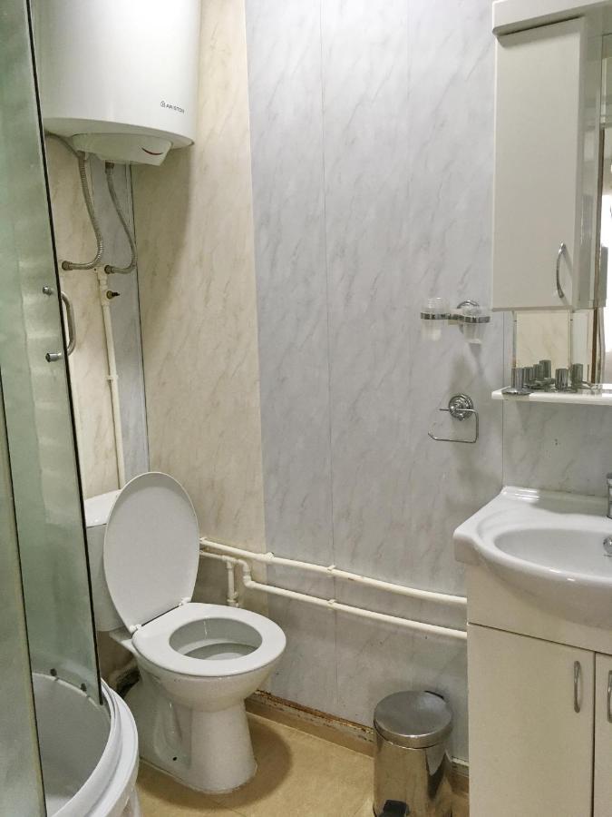 Splav Guest Hause Gusar Hotell Beograd Eksteriør bilde